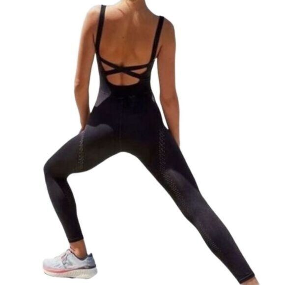 ⚠️SOLD⚠️MC⚠️10/29/24⚠️Free People Movement Good Karma Onesie - Picture 3 of 16